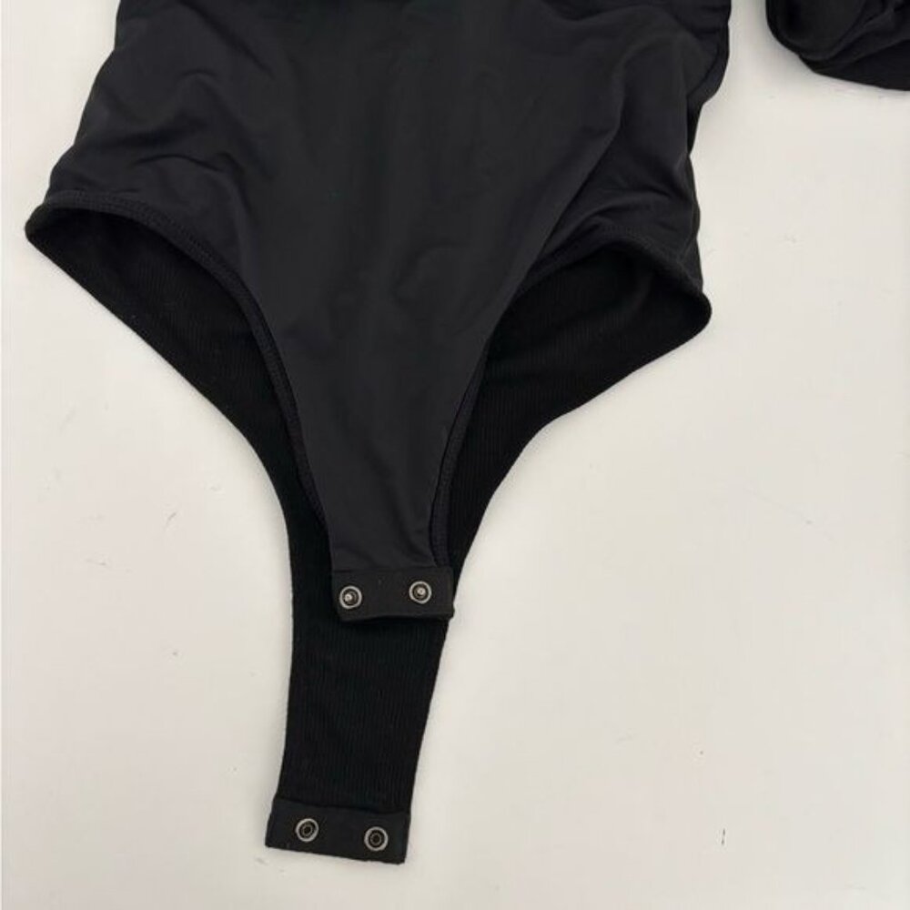 Klassy Network Bodysuit Medium Deep V Ribbed Minimalist Clean Girl Streetwear - Picture 2 of 14